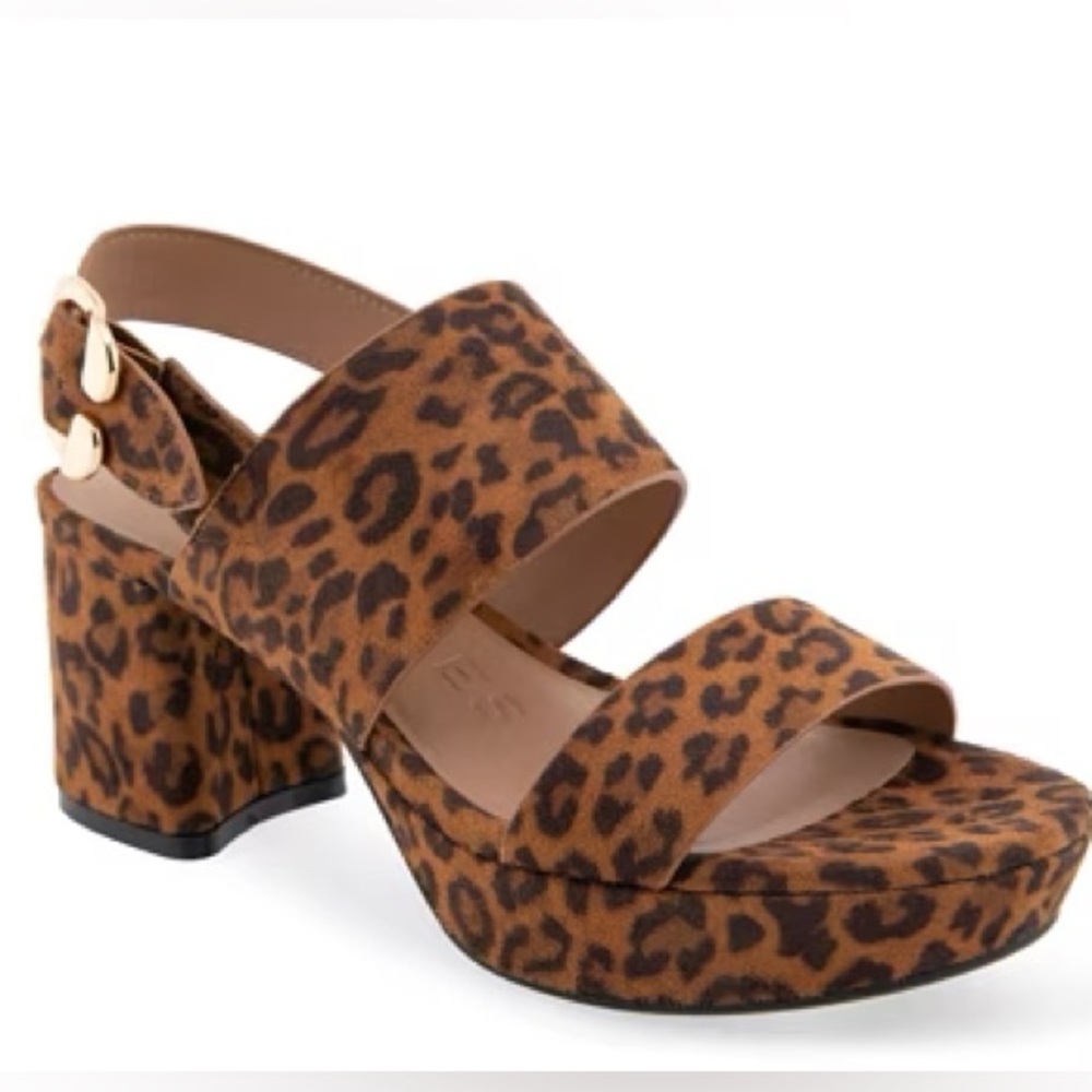Aerosoles Camera Platform Sandal: Leopard 🐆 NIB